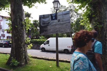 pas de porte, rue ernest fourneau, ascain, 26 juillet 2018 pas de porte, rue ernest fourneau, ascain, 26 juillet 2018